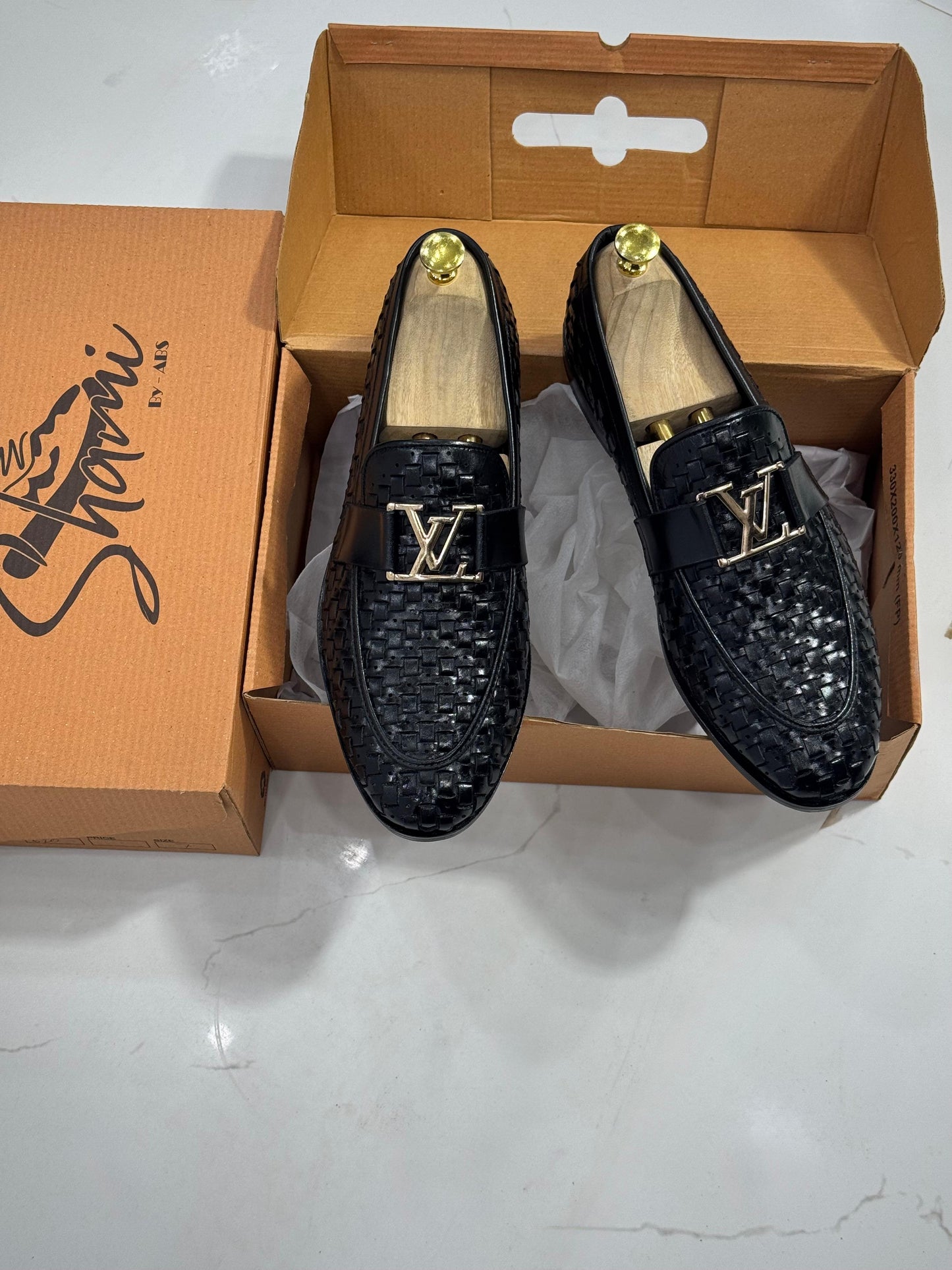 Double Proi Pure Leather Article 
(LV Proi 704-Black)